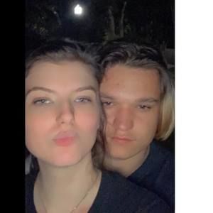 Meet your Posher, Lily